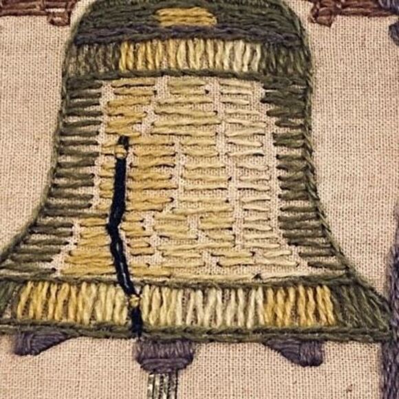 Vintage Liberty Bell Framed Crewel Needlework Americana 13” Round Patriotic Art - Picture 5 of 9